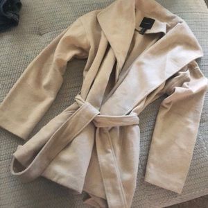 Stylish coat for fall!